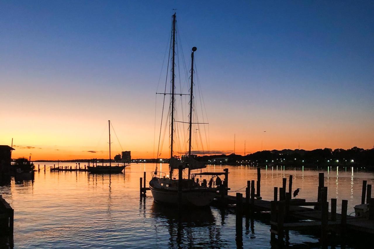 Palm Court Yacht Club Fort Walton Beach Exterior foto
